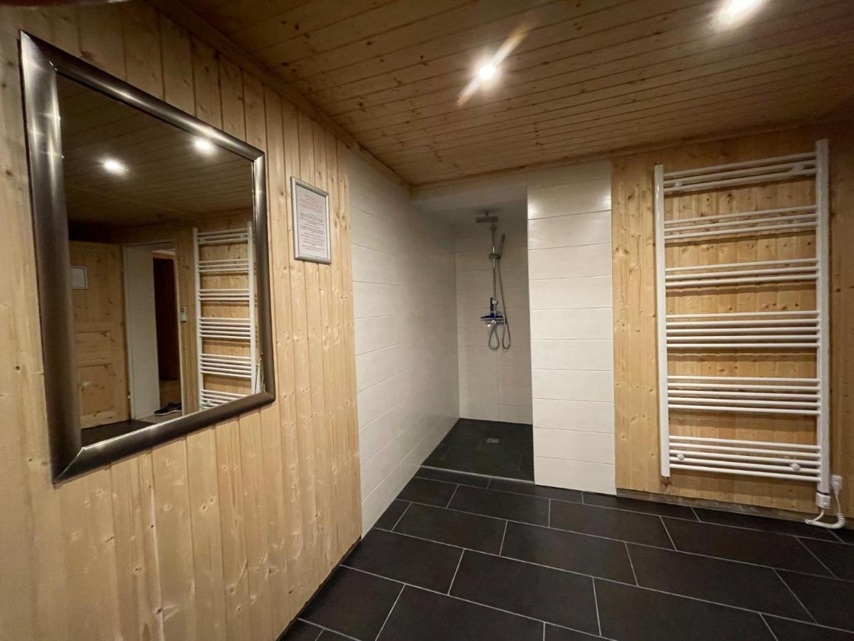 Geraeumiges Domizil Mit Bergblick Und Sauna Oberwoessen ภายนอก รูปภาพ