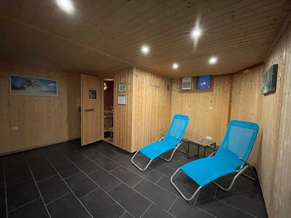 Geraeumiges Domizil Mit Bergblick Und Sauna Oberwoessen ภายนอก รูปภาพ