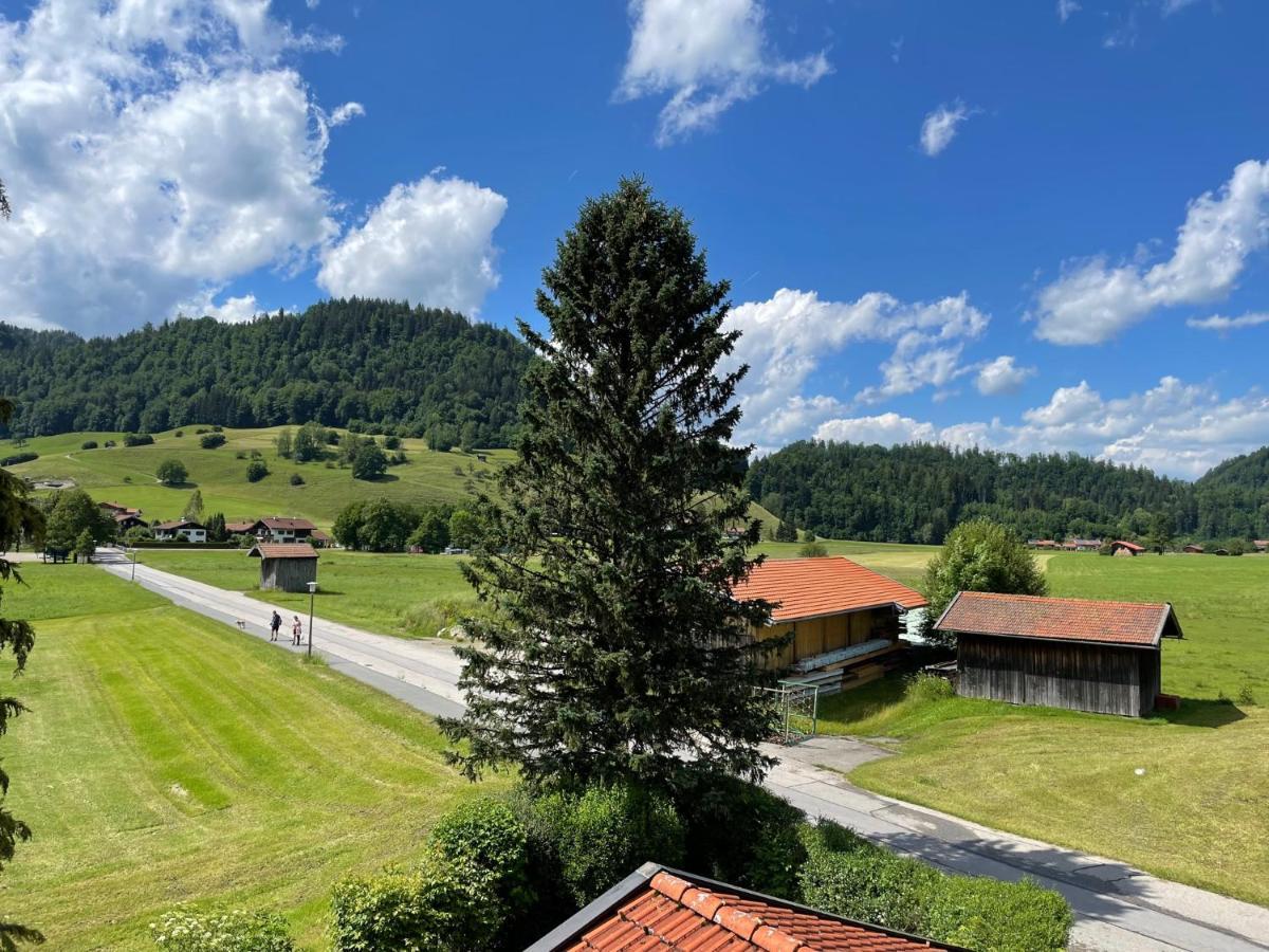 Geraeumiges Domizil Mit Bergblick Und Sauna Oberwoessen ภายนอก รูปภาพ
